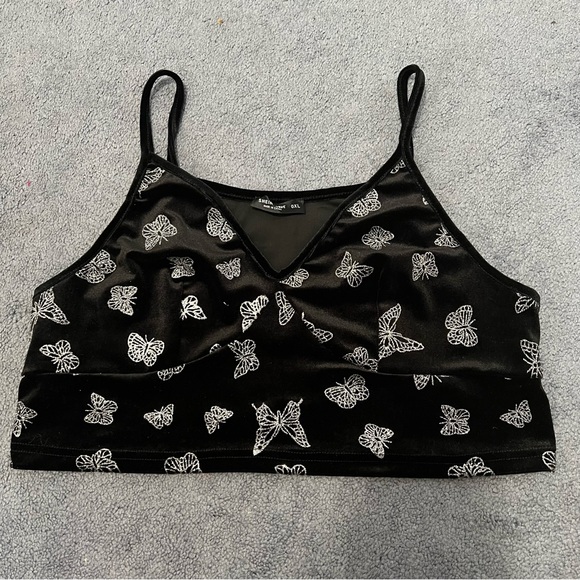 silver glitter butterfly crop top - Picture 1 of 4